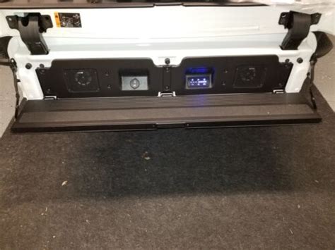 2019 2020 Gmc Sierra 1500 Multipro Tailgate Kicker Speaker System Gm Oe