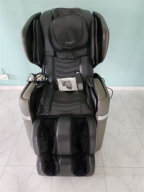 Udivine V Massage Chair Health And Nutrition Massage Devices On Carousell