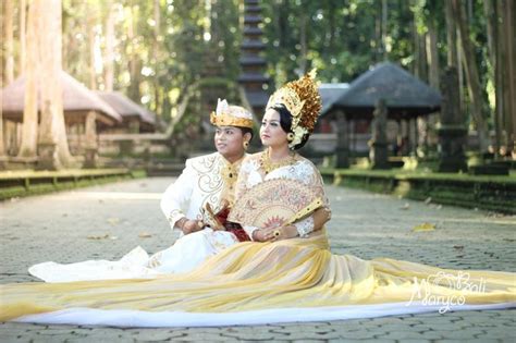 Rumah adat panjalin menjadi saksi bisu penyebaran islam di majalengka. √ Terbaik Dari Prewed Adat Bali | Gallery Pre Wedding