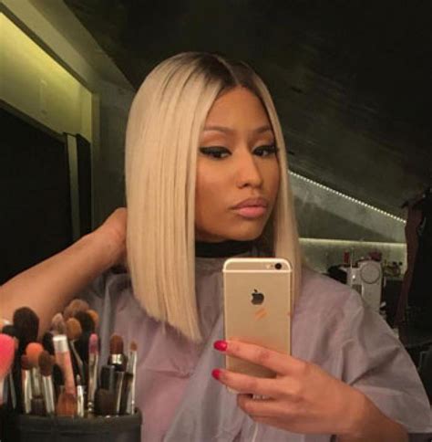 Nicki Minaj Debuts Platinum Bob Hair