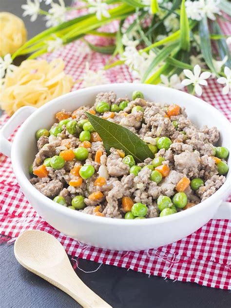 Maybe you would like to learn more about one of these? Ecco il ragù bianco pronto! Usatelo per condire un piatto ...