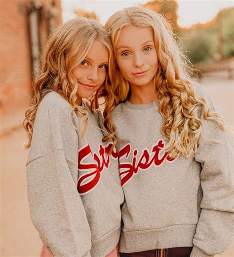 Sister Photography Sisters Besties Sister Photoshoot Zara Tween Bloggers Teen Bloggers