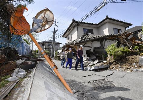 Japan earthquake - SuchnaamZia width=