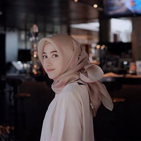 7 Model Hijab Ala Selebgram Indonesia Yang Cocok Dipakai Kondangan