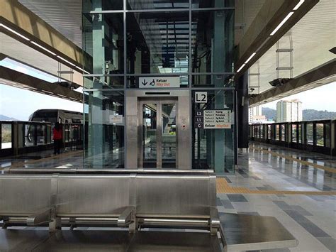 The mrt 3, mrt line 3 or mrt circle line is a proposed thirteenth rail transit line, the fourth subway line and the fifth fully automated and driverless rail system in klang valley area. Sungai Buloh-Serdang-Putrajaya Line (SSP Line) - Railway ...