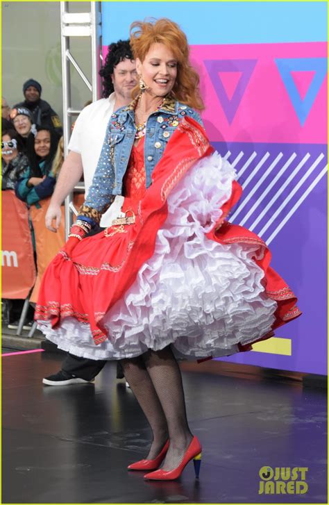 Photo Today Show Hosts Show Off Their 80s Inspired Halloween Costumes
