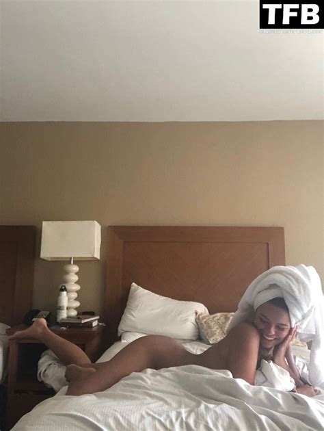 Hannah Kepple Naked Leaks Fappening Pics What S Fappened