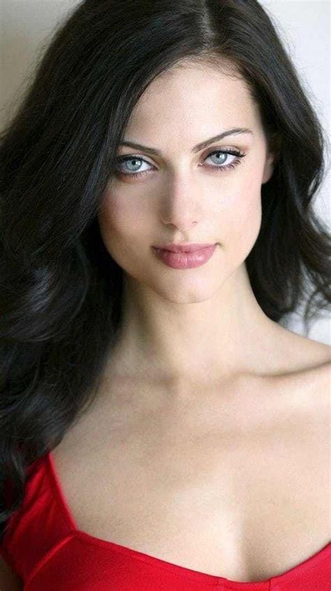 The Most Gorgeous Women With Doe Eyes Beauty Women Beauty Girl Beautiful Celebrities