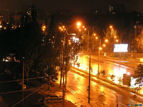 Green City Night Rain Free Image № 8059