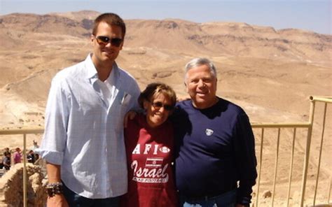 Patriots Owner Robert Kraft Shares Memories Of Tom Brady In Israel
