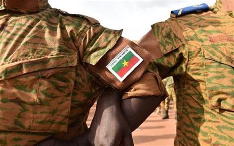 Effort De Guerre Les Burkinabè Toujours Mobilisés Journal L