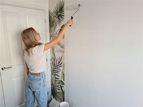 How To Wallpaper Like A Professional Homebuilding