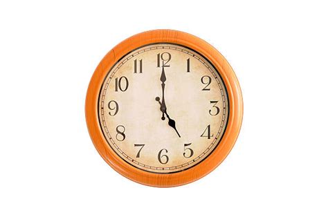 5 O Clock Stock Photos Pictures And Royalty Free Images