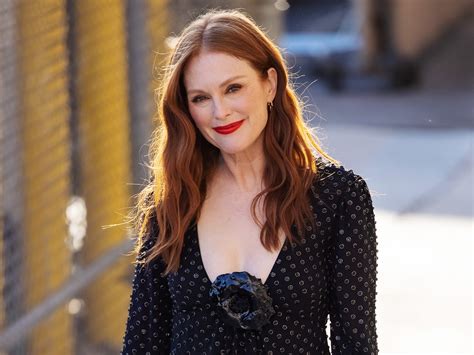 Julianne Moore Showed A Stylish Image And Fans Doubted That She Is