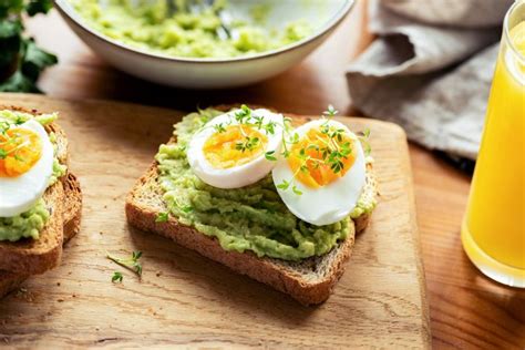 Selain makan telur rebus, anda juga perlu bijak memilih makanan untuk sepanjang hari. Diet Telur Rebus Bisa Bikin Berat Badan Cepat Turun ...