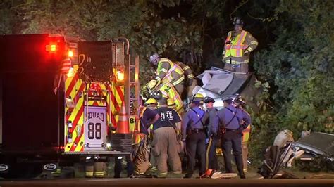 Route 42 Crash 1 Dead After Car Strikes Tree In Gloucester Township