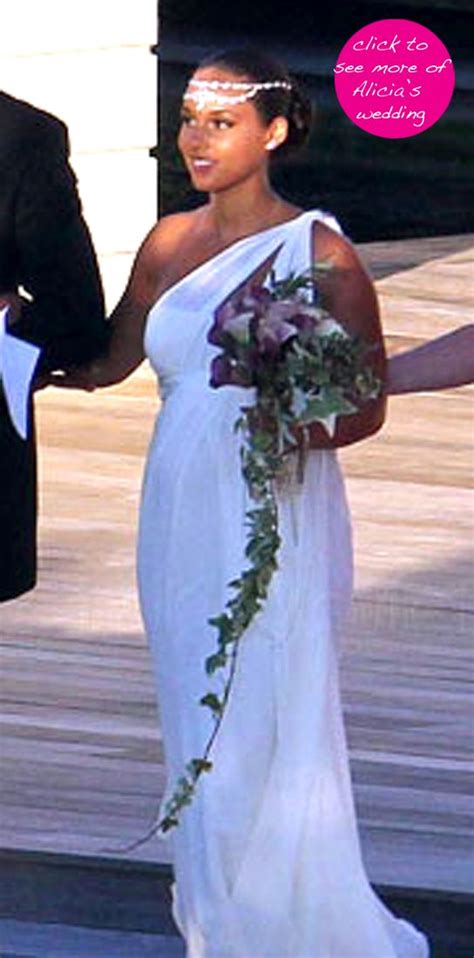 Alicia Keys Wedding Dress Celebrity Wedding Dresses Celebrity Bride Famous Wedding Dresses