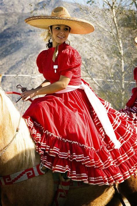 Escaramuza Mexican Charras Vestidos De Escaramusa Vestidos Escaramuza Vestidos Mexicanos