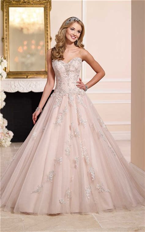 Romantic Ball Gown Strapless Blush Pink Tulle Lace Beaded Wedding Dress