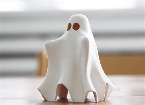 Free Stl File Cute Hug Me Ghost 👻・3d Printing Template To Download・cults