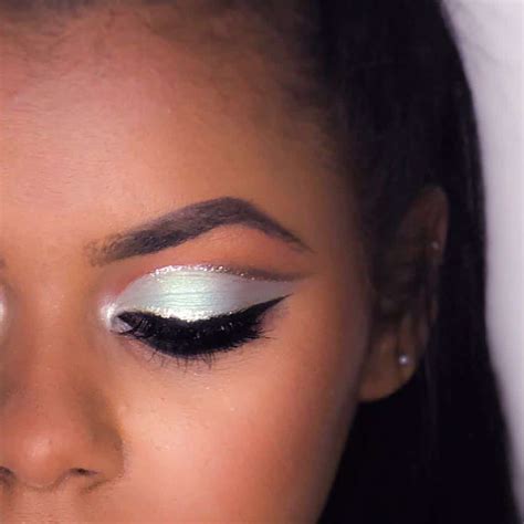 Cut Crease Makeup To Make Your Eyes Really Pop Ritely