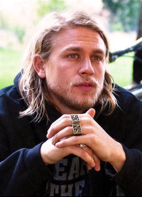 Pin By Lana Evans On Charlie Hunnam Charlie Hunnam Sons Of Anarchy