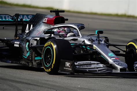 Der sky rennkalender der f1 saison 2021: Mercedes chega a acordo com a Fórmula 1 e aceita proibição ...
