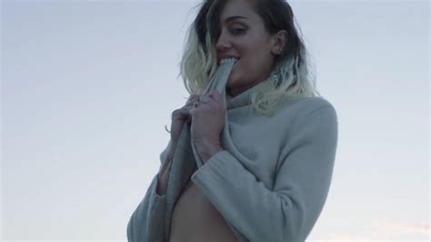 Miley Cyrus New Song Malibu Watch The Music Video Read The Lyrics Glamour Uk