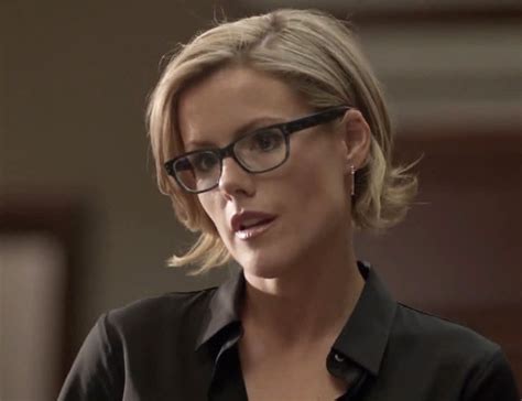 Kathleen Robertson In Boss Kathleen Robertson Hair With Flair Playing With Hair