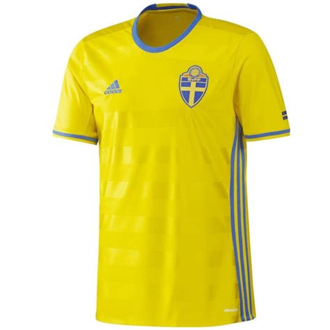 Conozca las noticias de seleccion de suecia en colombia y el mundo. Camiseta de futbol seleccion Suecia primera 2016/17 ...