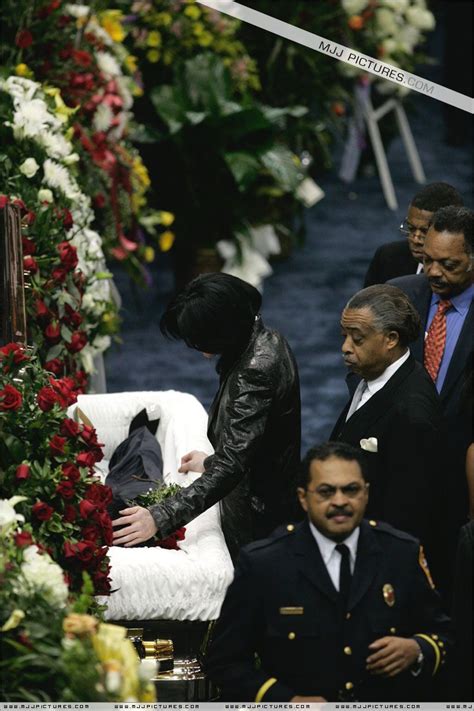 James Browns Funeral Photos Of Michael Jackson James Brown Funeral
