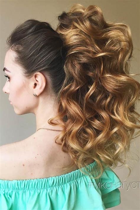 40 Dreamy Homecoming Hairstyles Fit For A Queen Homecoming Hairstyles