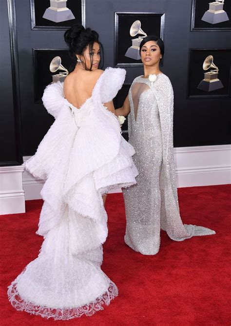 Cardi B And Her Sister Hennessy Won The Grammys Red Carpet Cardi B