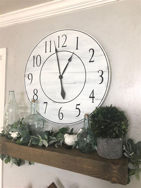 Classical design of a clock is already iconic, and you probably rarely see anything different than that. 20+ Fascinating Diy Wall Clock Design Ideas For Modern Home Decoration To Try in 2020 | Wall ...