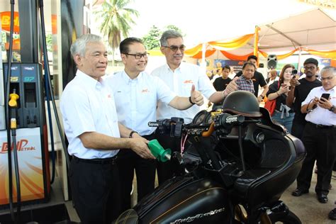 Boustead holdings bhd's plan to sell its stake in boustead petroleum marketing sdn bhd (bpm) is understood to have been thwarted by vitol malaysia sdn bhd, a unit of the dutch oil giant vitol group, sources say. BHPetrol Lancar Petrol Infiniti Baru Dengan Kandungan ...