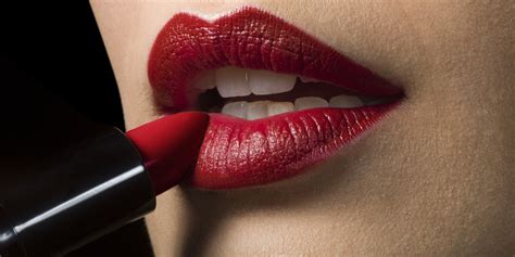 Red Lips Evening Makeup Tutorial For Those Who Refuse To Be Silenced Huffpost