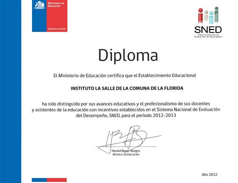 Premio A La Excelencia Académica Período 2012 2013 Instituto La Salle