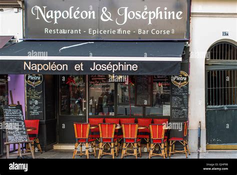 Napoleon Cafe Hi Res Stock Photography And Images Alamy