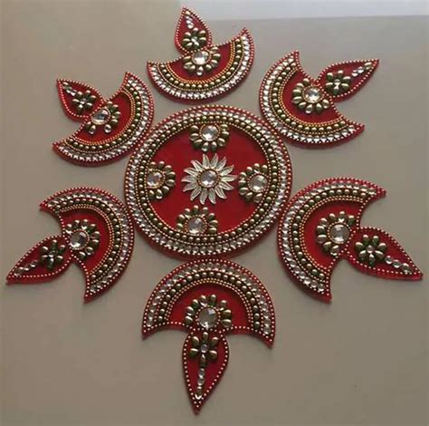 27 Best Kundan Rangoli Designs For Your Inspiration