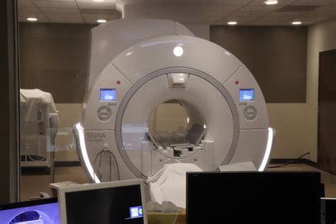 New Mri Machine Offers Space And Claustrophobia Relief