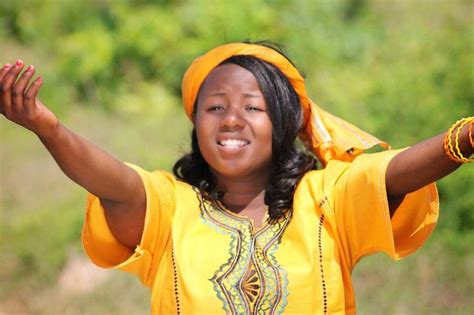 Hatimaye Mwanadada Aline Vyuka Akamilisha Albam Yake Mpya ~ Gospel In Africa