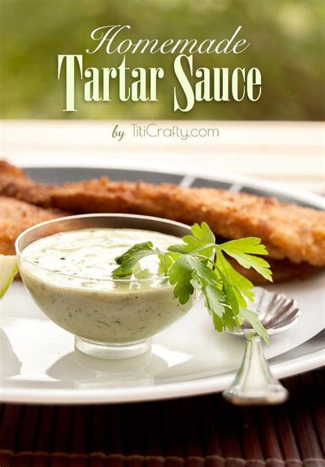 This homemade tartar sauce is packed with flavor and so much tastier than anything you can buy off the shelf. Homemade Tartar Sauce | The Crafting Nook by Titicrafty