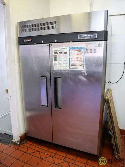 Turbo Air JRF 45 Reach In Combo Refrigerator Freezer On Casters