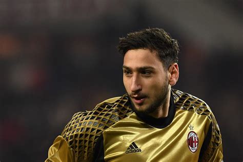 Account ufficiale di gianluigi donnarumma portiere @acmilan e @azzurri instagram Gianluigi Donnarumma seriously considering AC Milan stay - The AC Milan Offside