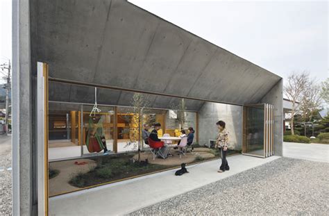 Check spelling or type a new query. Inside Outside Architecture in Urban Japan | Modern House ...