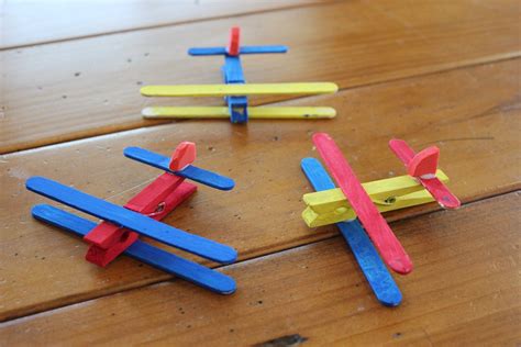Clothespin Airplane Kids Craft Kit Makes 4 Planes By Upseedaisee