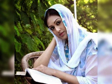 Ushashie Chakraborty Who Is The Bangladeshi Actress Opposite Prosenjit