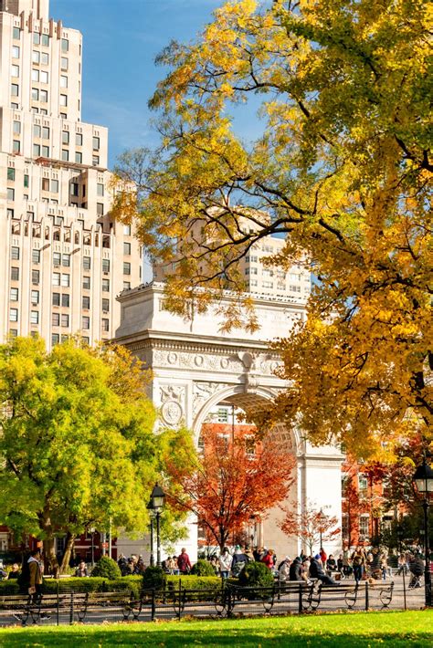 18 Breathtaking Spots For Fall Foliage In New York City