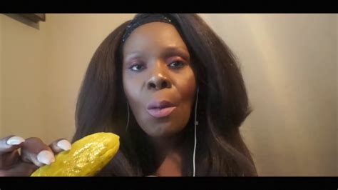 Big Crunch Dill Pickle Asmr Eating Sounds Youtube