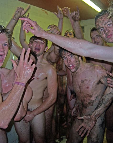 Teams And Sportsmen Naked In Locker Rooms And Showers Lpsg
